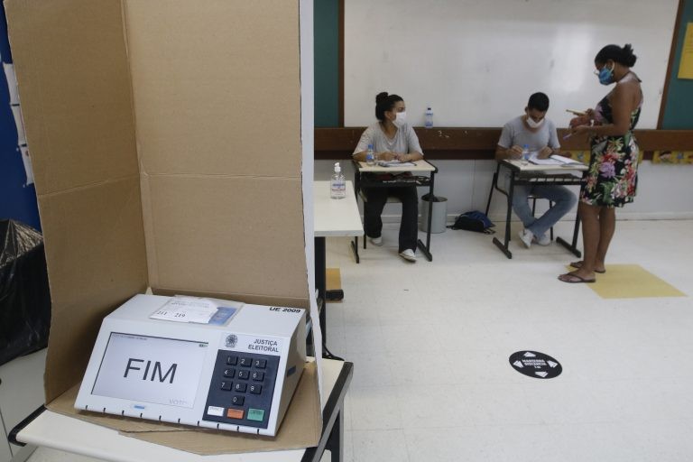Comissão debate segurança no processo eleitoral e violência política