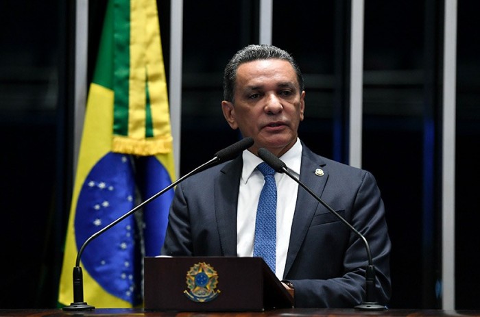 Mecias questiona Ministério da Justiça sobre conflitos em terra ianomâmi