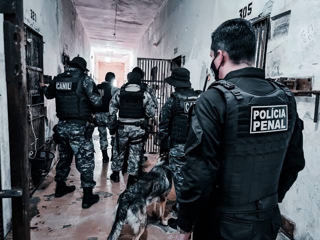 Governo retifica o edital do concurso do Iapen