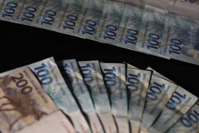 Arrecadação federal cai 3,4% e chega a R$ 180,47 bilhões em junho