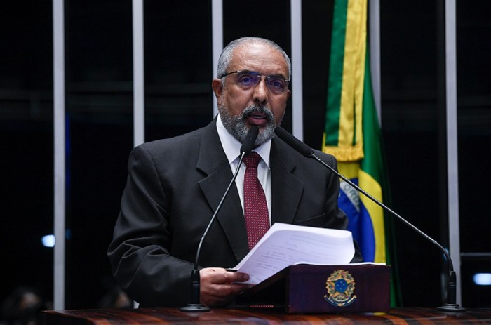 É fundamental educar a população sobre os impactos ambientais, diz Paim