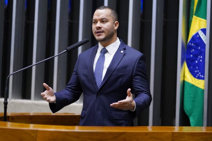Projeto reforça punição para quem descumprir novas regras para esterilização voluntária