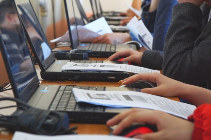 Comissão de Fiscalização Financeira e Controle debate conexão à internet nas escolas públicas