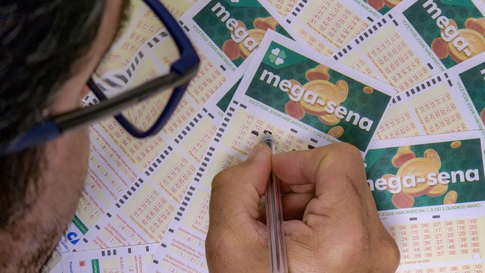 Nenhuma aposta acerta Mega-Sena e prêmio acumulado vai a R$ 34 milhões