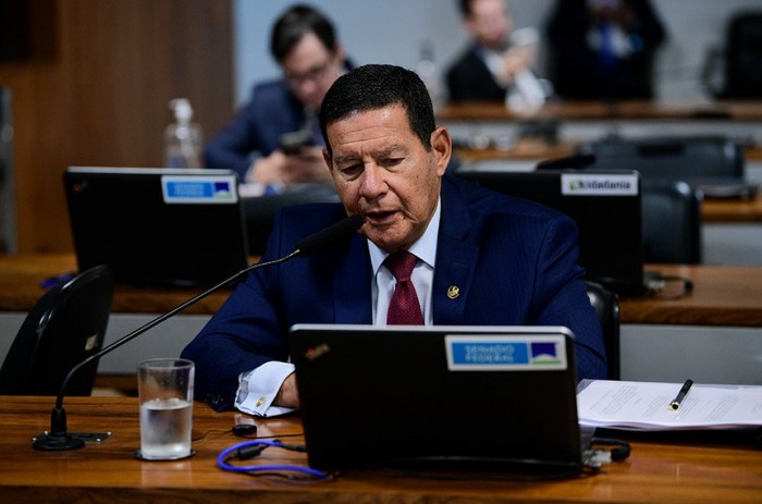 CCDD aprova renovação e outorga do funcionamento de rádios comunitárias