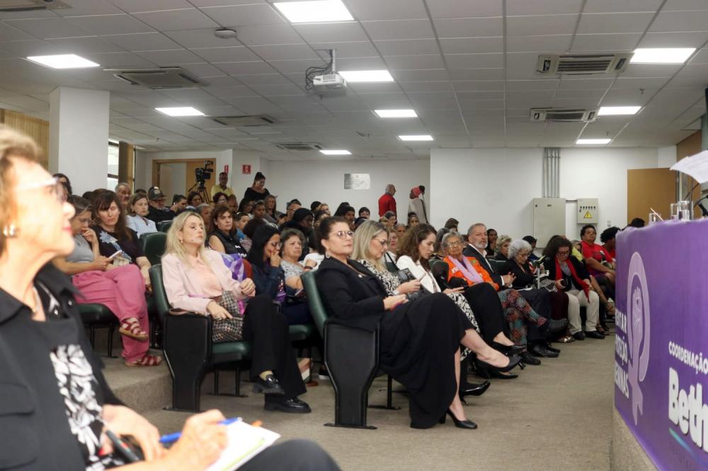  Lançada a Frente Parlamentar pela Defesa da Vida e Proteção das Mulheres e Meninas