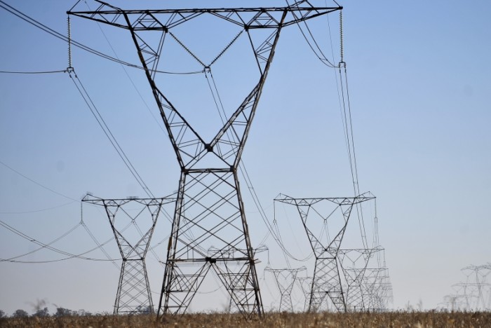 Onda de calor: consumo de energia no Brasil bate recorde
