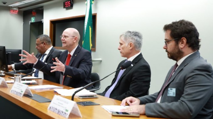 Precariedade e impunidade levam a aumento do trabalho escravo no Brasil, dizem especialistas