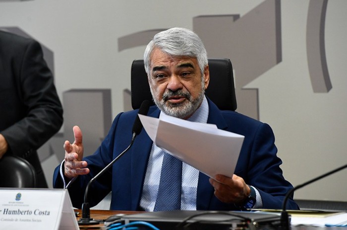 Adiada para quarta votação do projeto sobre vacinação em escolas públicas