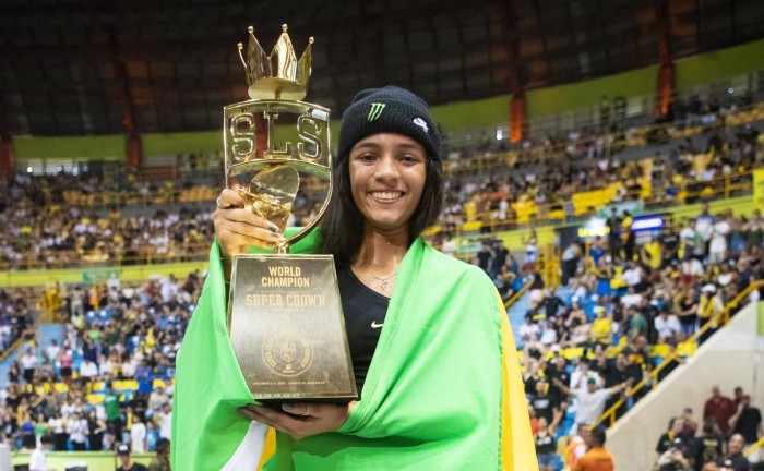 Torcida no Ginásio do Ibirapuera vibra com dois brasileiros campeões mundiais de skate