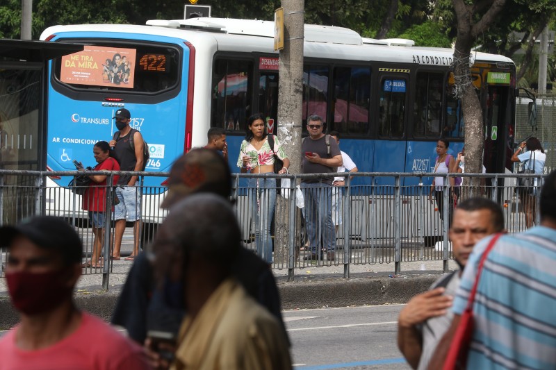 Governo e BNDES assinam acordo para financiar projetos de transporte