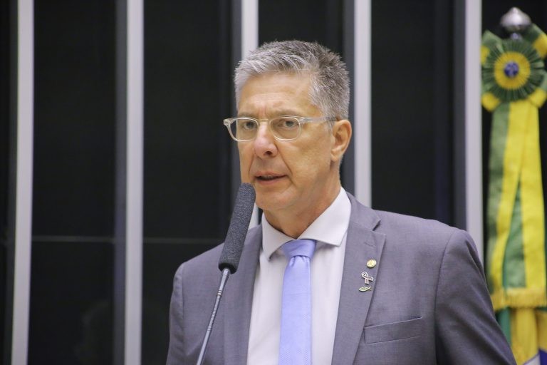Proposta prevê medidas de estímulo ao desenvolvimento do setor espacial