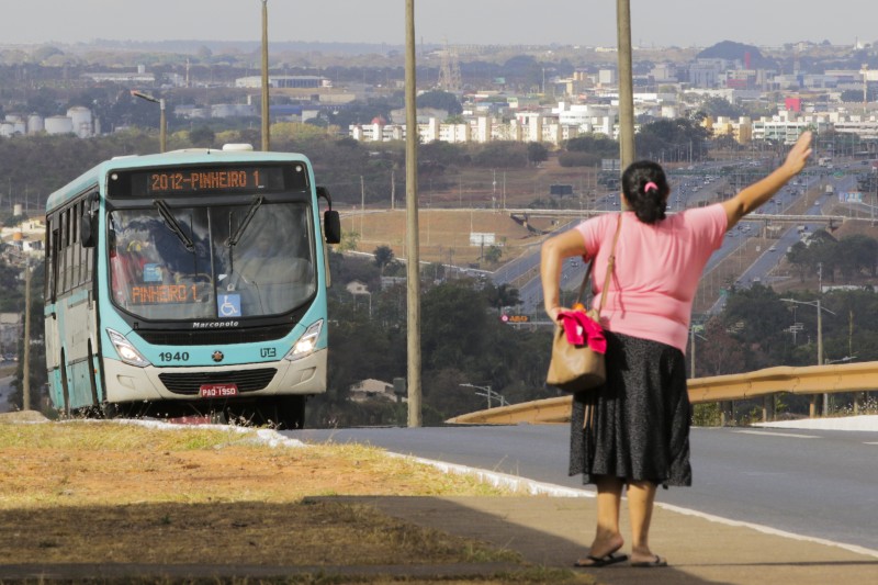Ministro do STF autoriza transporte público gratuito no segundo turno
