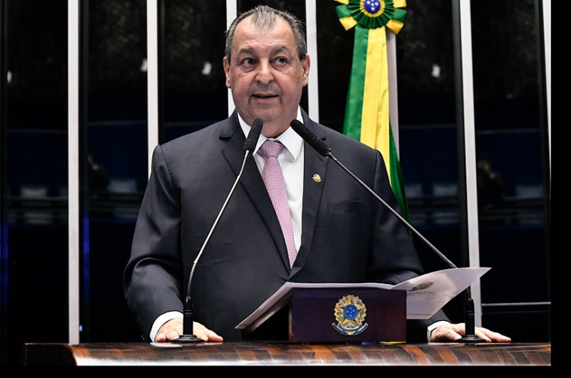 A sociedade precisa refletir sobre o conceito de ‘liberdade de expressão’, diz Omar Aziz