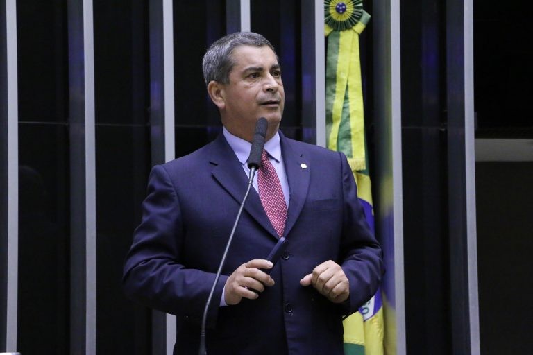Comissão aprova projeto que muda conceito de aeronave na legislação