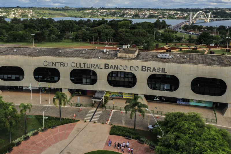 Transição diz que 50% das obras de saneamento estão paradas