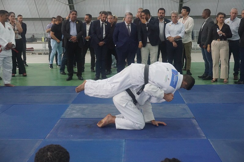 Governo de São Paulo entrega obras de reforma do Complexo Esportivo Baby Barioni