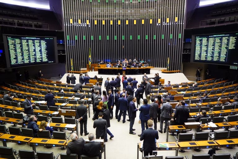 Câmara aprova aumento da remuneração dos ministros do Supremo Tribunal Federal