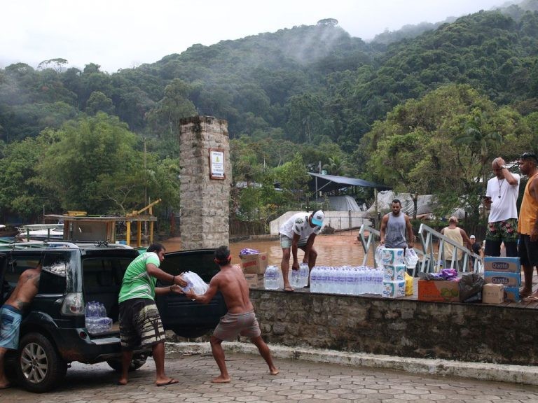 Deputados querem política permanente de prevenção e enfrentamento de catástrofes climáticas