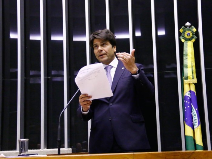 Proposta regulamenta recebimento de presentes por agentes públicos