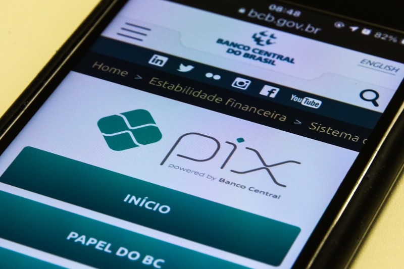 Mais de 40 órgãos federais aceitam pagamento de taxas via Pix
