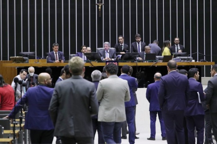 Câmara aprova MP que muda prazo de adesão ao Programa de Regularização Ambiental; acompanhe
