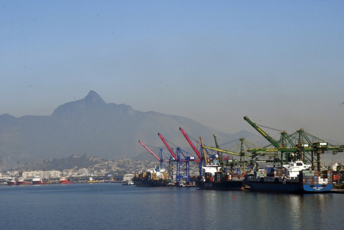 Governo amplia acesso de exportadoras a financiamentos do Proex